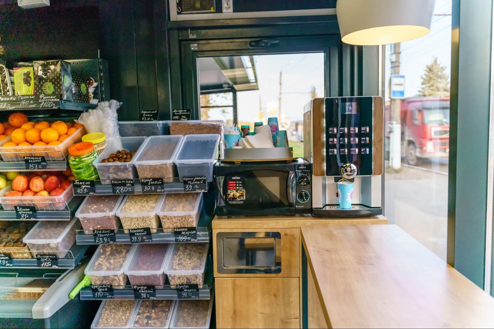 Минимум пространства и максимум выгоды: магазины Фасоль на остановочных комплексах “под ключ”