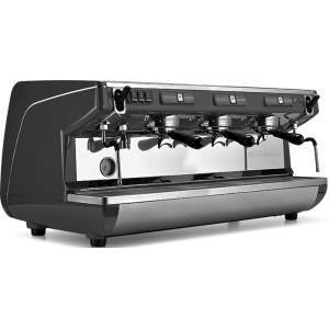 КОФЕМАШИНА - полуавтомат Nuova Simonelli Appia Life 3gr S 220V black+high groups+economizer 169073