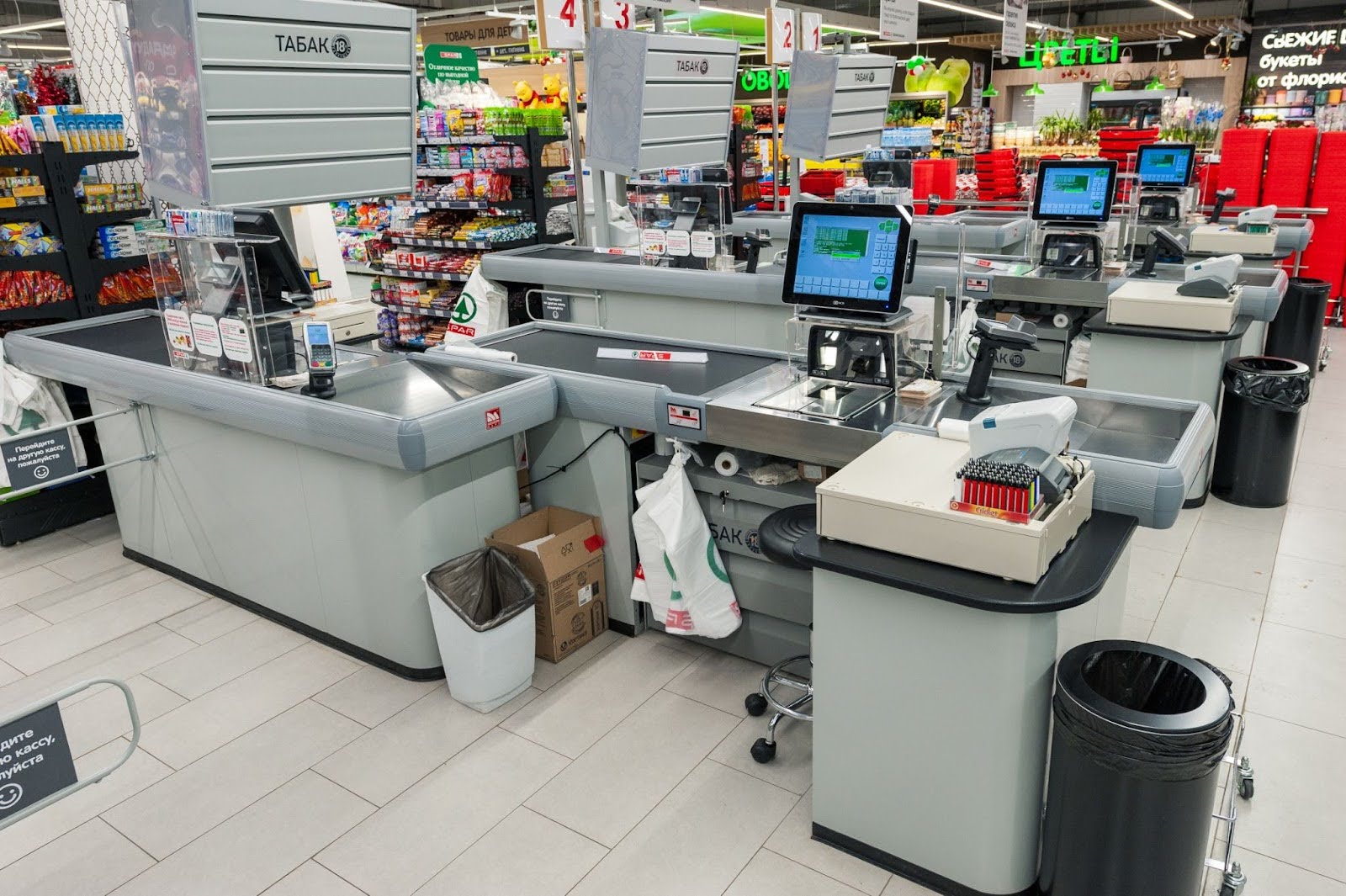 Гипермаркет EUROSPAR с рестораном “под ключ” в городе Саранск: проектирование, коммуникации, оборудование и монтаж