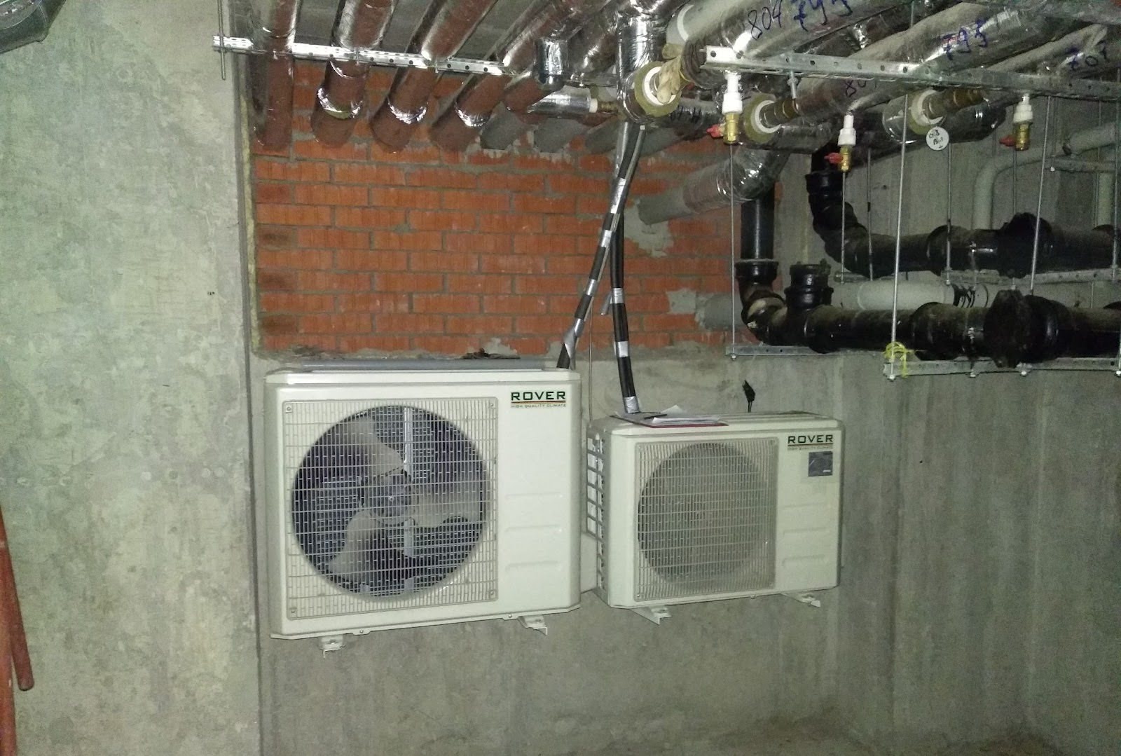 Сервисное обслуживание холодильного оборудования для сети “Ароматный мир”: подготовка коммуникаций, монтаж, пуско-наладочные работы