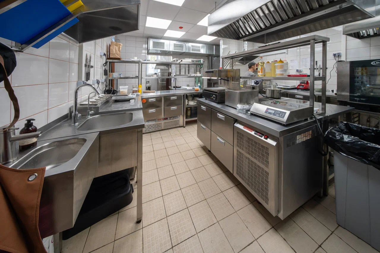 Грузинский ресторан &quot;Цверик&quot; &quot;под ключ&quot;: проектирование, оборудование, посуда и монтаж