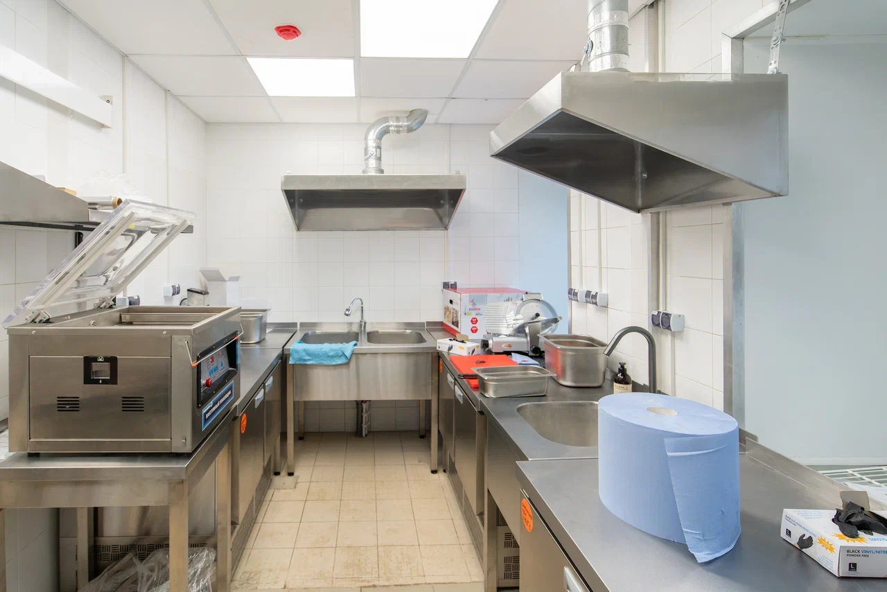 Грузинский ресторан &quot;Цверик&quot; &quot;под ключ&quot;: проектирование, оборудование, посуда и монтаж