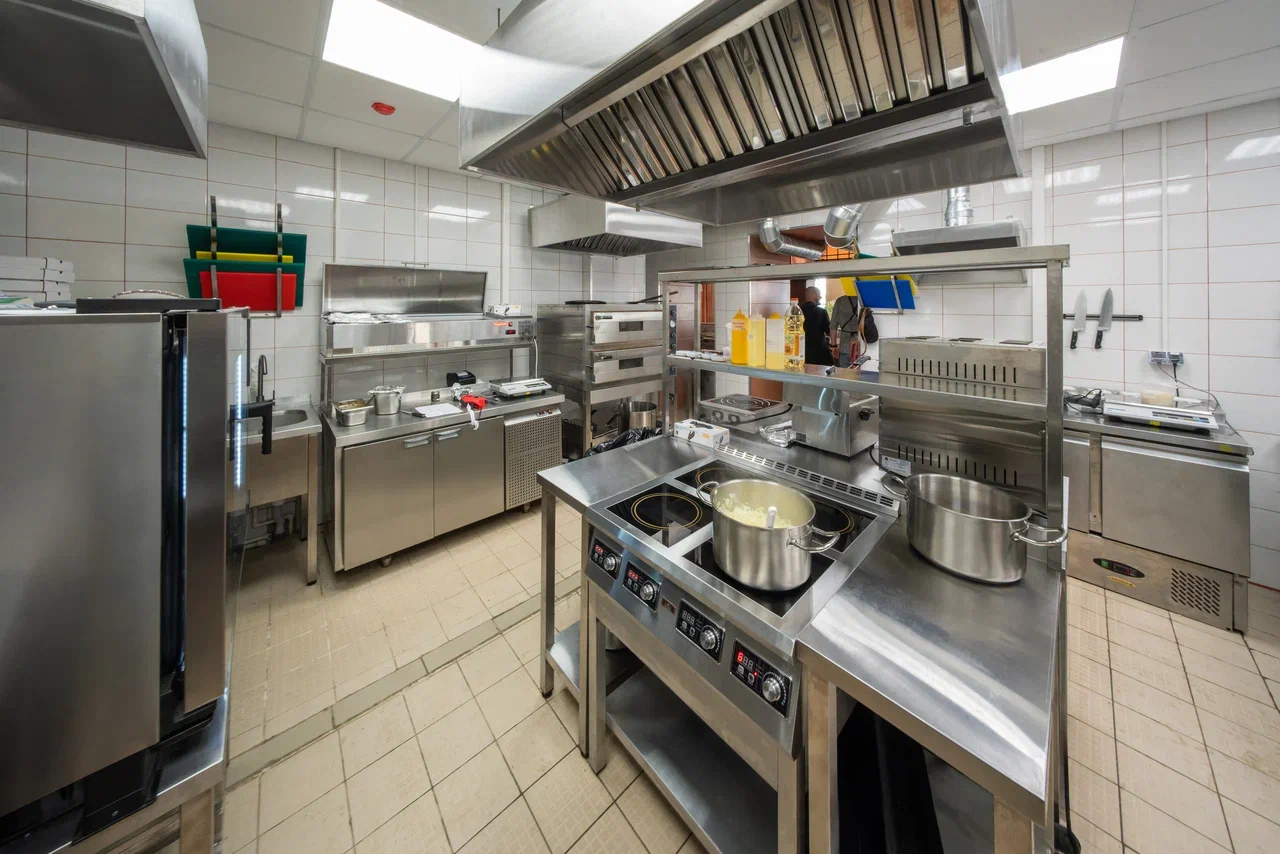 Грузинский ресторан &quot;Цверик&quot; &quot;под ключ&quot;: проектирование, оборудование, посуда и монтаж