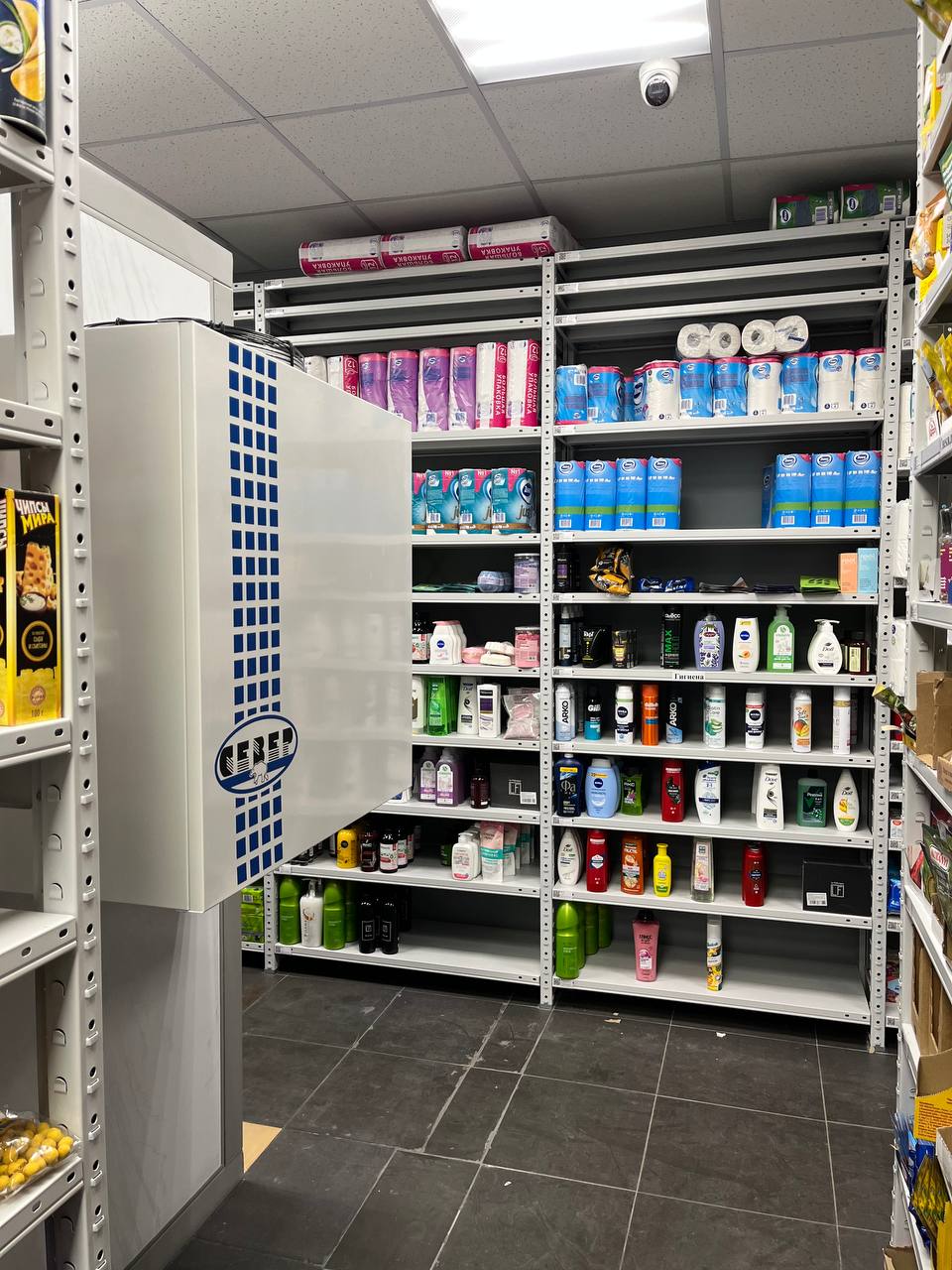 Экспресс оборудование даркстора Яндекс Лавки